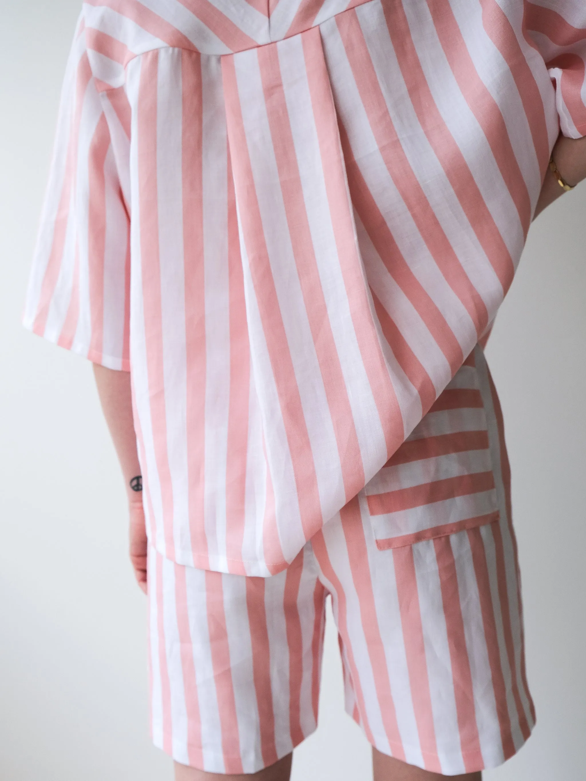 MANDY pink stripes bermuda