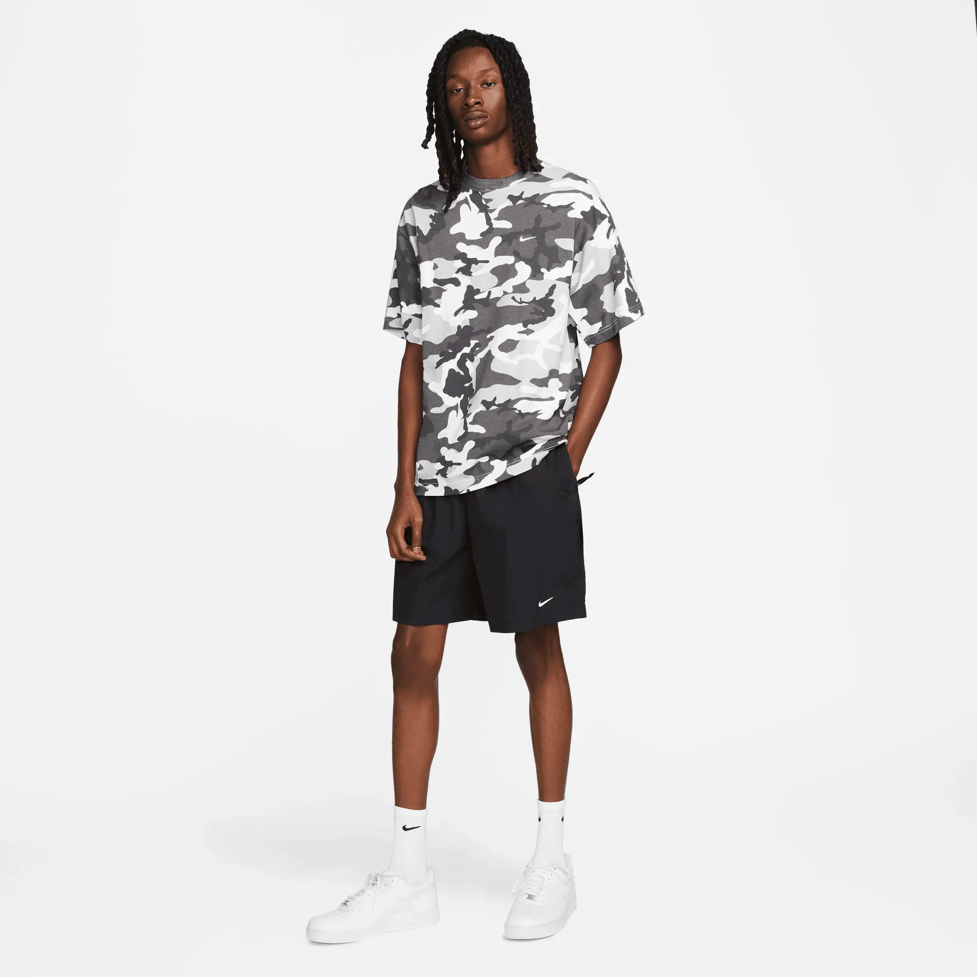 Nike Solo Swoosh Men's Woven Shorts